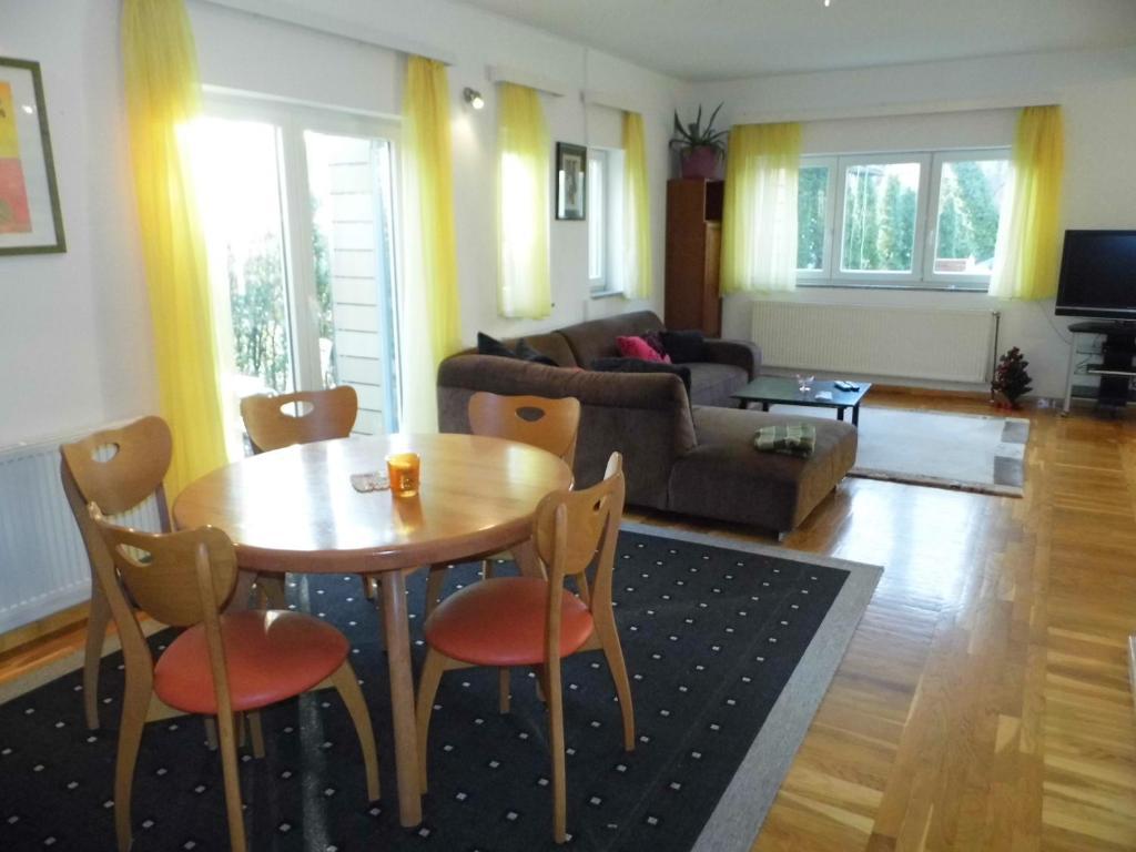 Apartments And Rooms Trsje Zagrzeb Zewnętrze zdjęcie